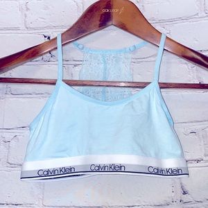 Calvin Klein Girl's Blue Lace Bralette Size 6/6X Excellent Condition